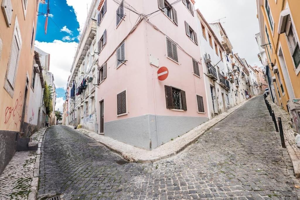 Cardal Terrace 30486Al & Cardal Studio 49618Al *