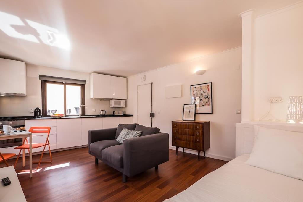 Apartment Cardal Terrace 30486Al & Cardal Studio 49618Al Lisbon